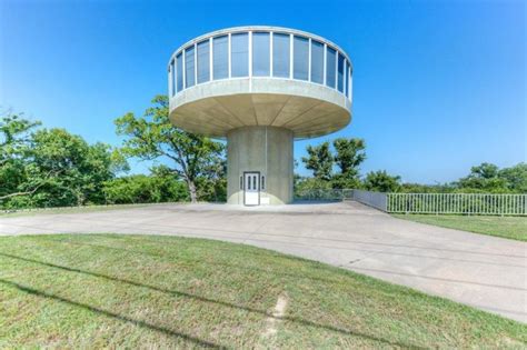 Tulsa Home Designed Like It's From 'The Jetsons' For Sale An unusual home in Tulsa just hit the market. Thursday, June 30th 2022, 10:47 am By: News 9 …